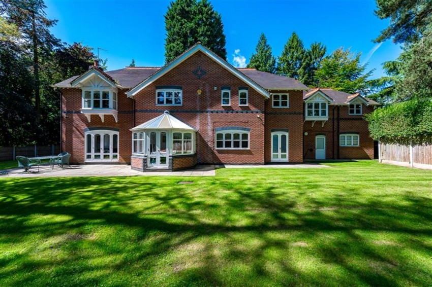 Images for Bollinway, Hale, WA15