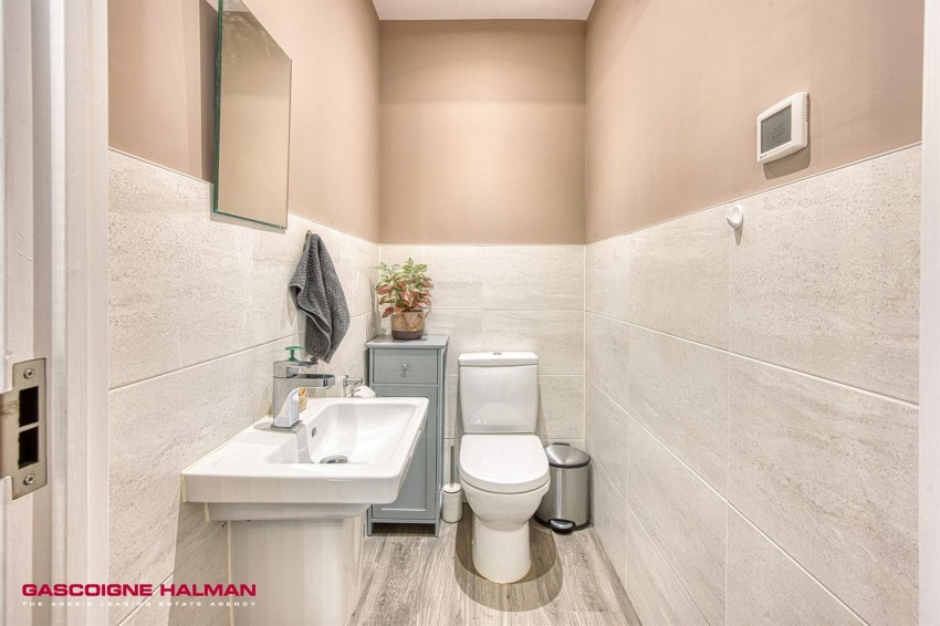 Images for Nimrod Grove, Woodford, SK7