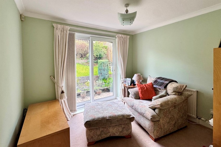 Images for Slant Close, Glossop, SK13