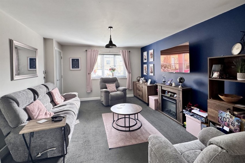 Images for Croft Park, Glossop, SK13