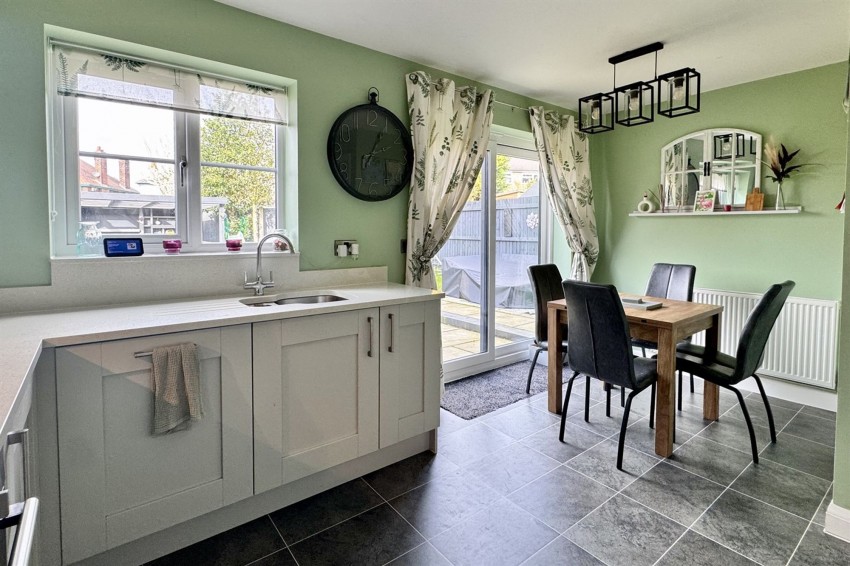 Images for Croft Park, Glossop, SK13