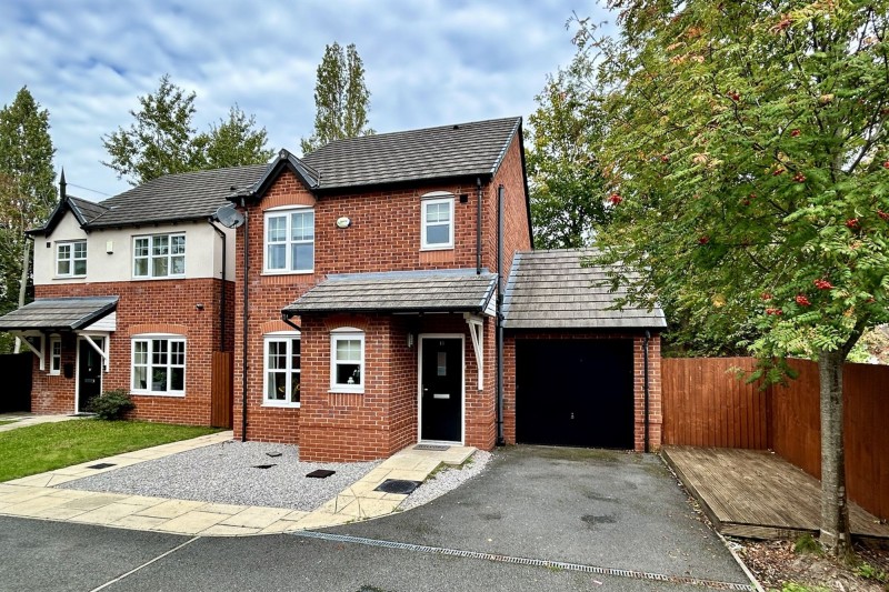 Lomax Gardens, Cheadle Hulme, SK8