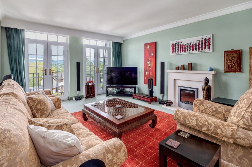 Images for Castle Rise, Prestbury, SK10