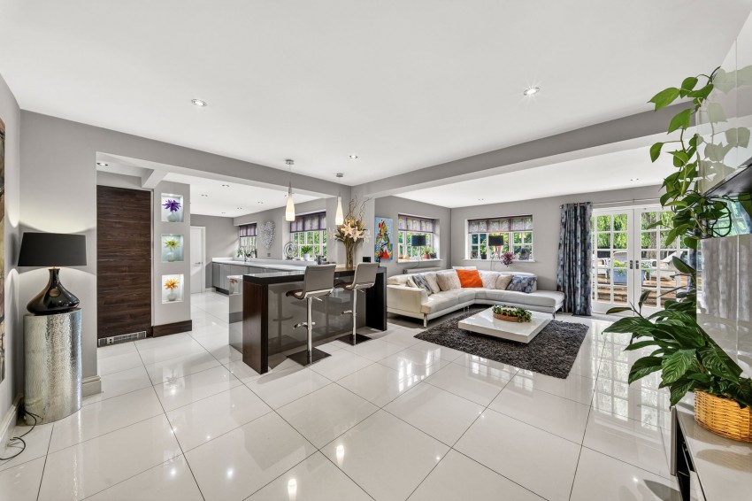 Images for Bell Lane, Thelwall, WA4