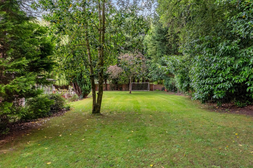 Images for Bell Lane, Thelwall, WA4