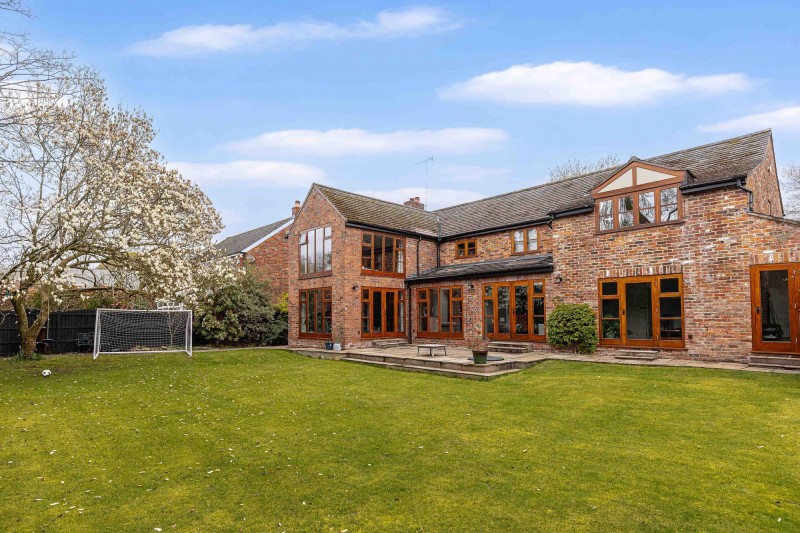 Bollin Grove, Prestbury, SK10