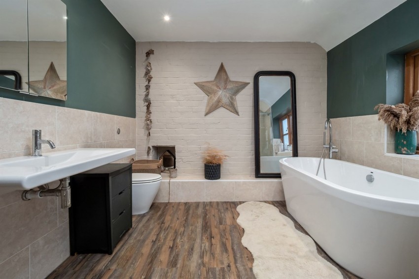 Images for Bollin Grove, Prestbury, SK10