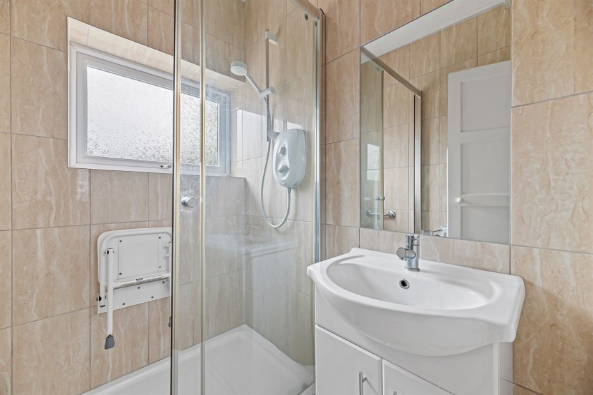 Images for Kings Drive, Helsby, WA6