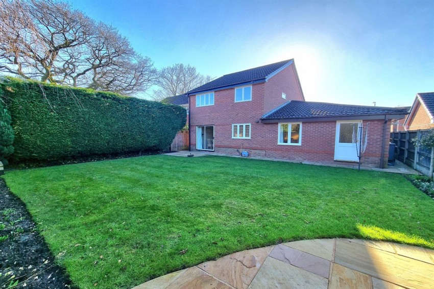 Images for Radley Close, Sale, M33