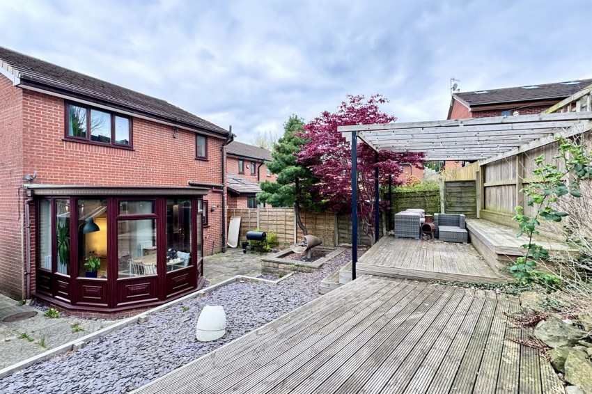 Images for Watkin Avenue, Hadfield, SK13