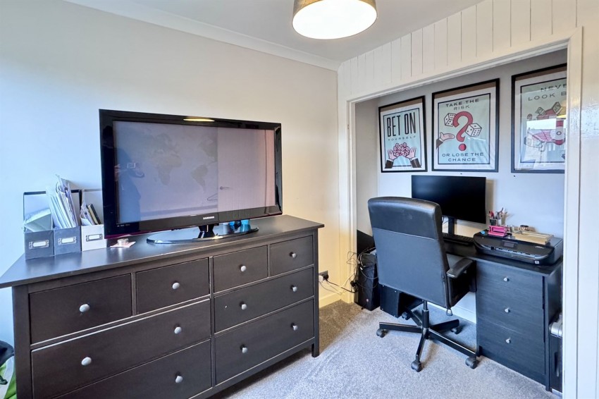 Images for Watkin Avenue, Hadfield, SK13