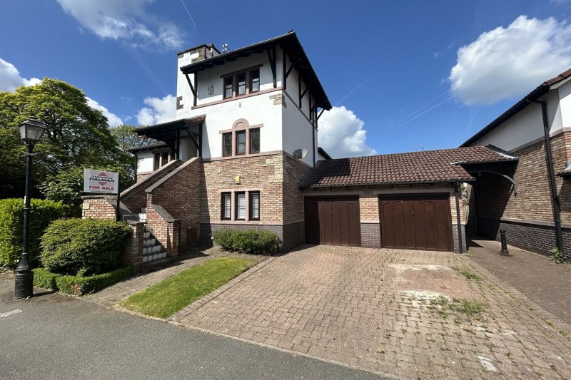 Buckingham Drive, Knutsford, WA16