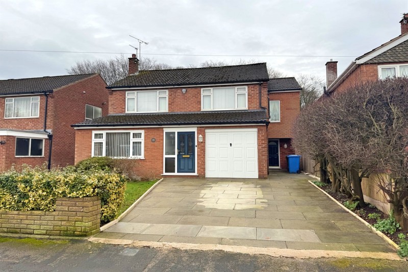 Coppice Avenue, Sale, M33