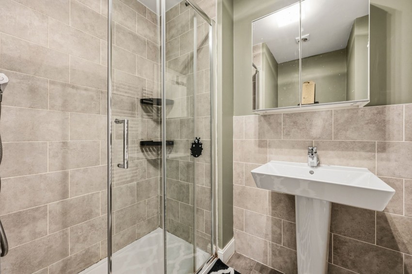 Images for Meadow End Road, Chelford, SK11