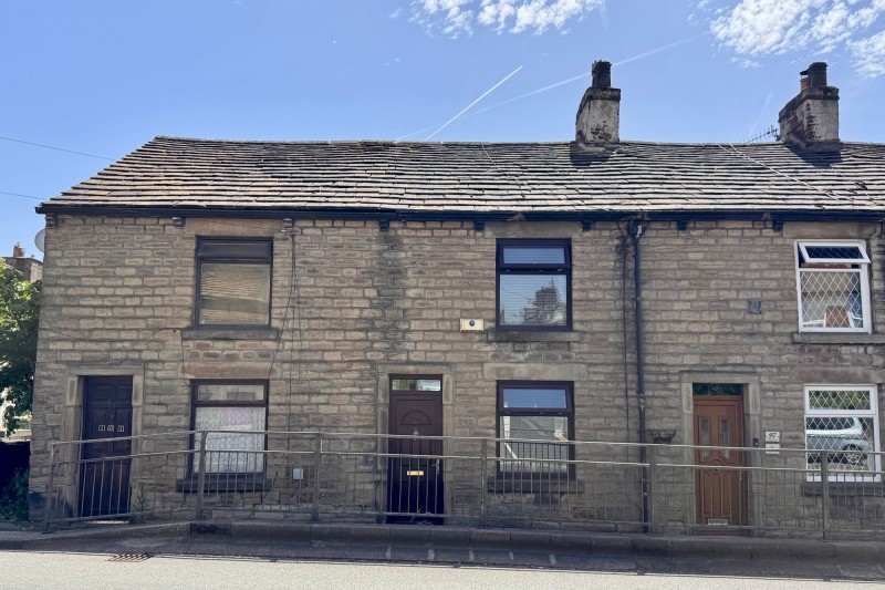 Market Street, Hollingworth, SK14