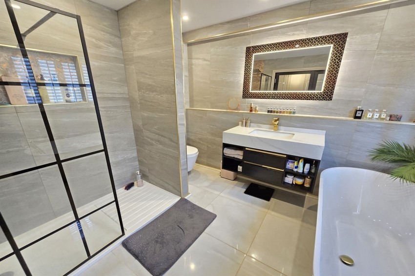 Images for Lawnhurst Avenue, Wythenshawe, M23