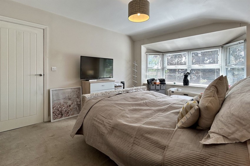 Images for Queensway, Heald Green, SK8