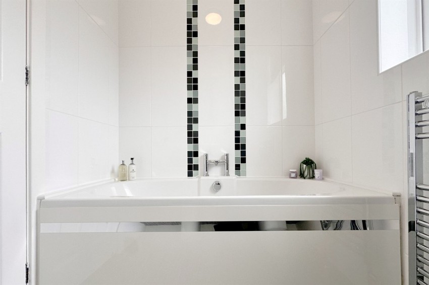 Images for Lindisfarne Drive, Poynton, SK12