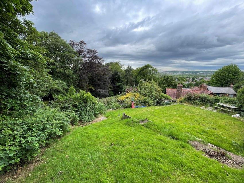 Images for 25 Howey Lane, Frodsham, WA6