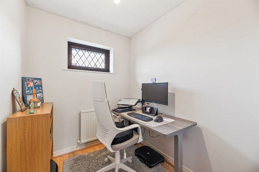 Images for Lodge Hollow, Helsby, WA6