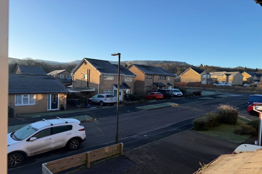 Images for Longmeade Drive, Chapel-En-Le-Frith, SK23