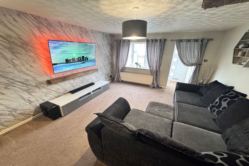 Images for Longmeade Drive, Chapel-En-Le-Frith, SK23