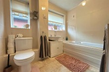 Images for Stoneleigh Avenue, Sale, M33