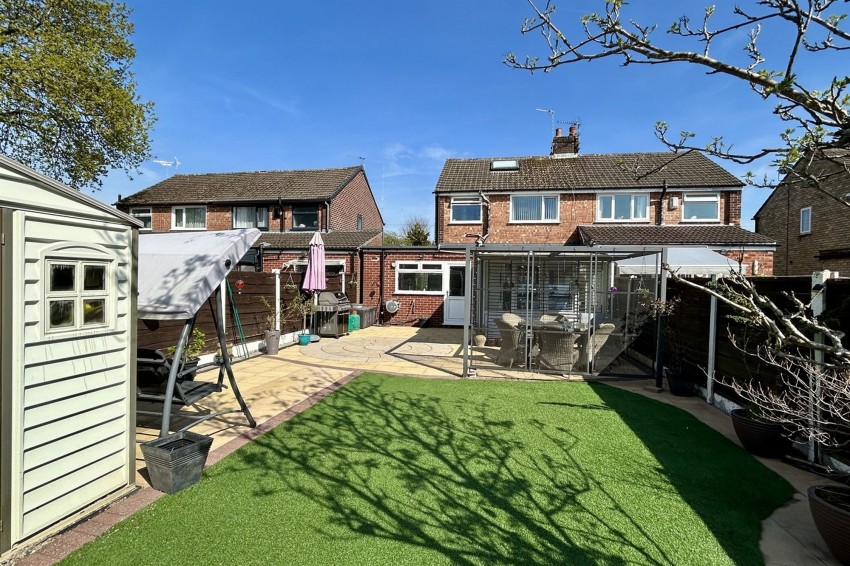 Images for Dorac Avenue, Heald Green, SK8