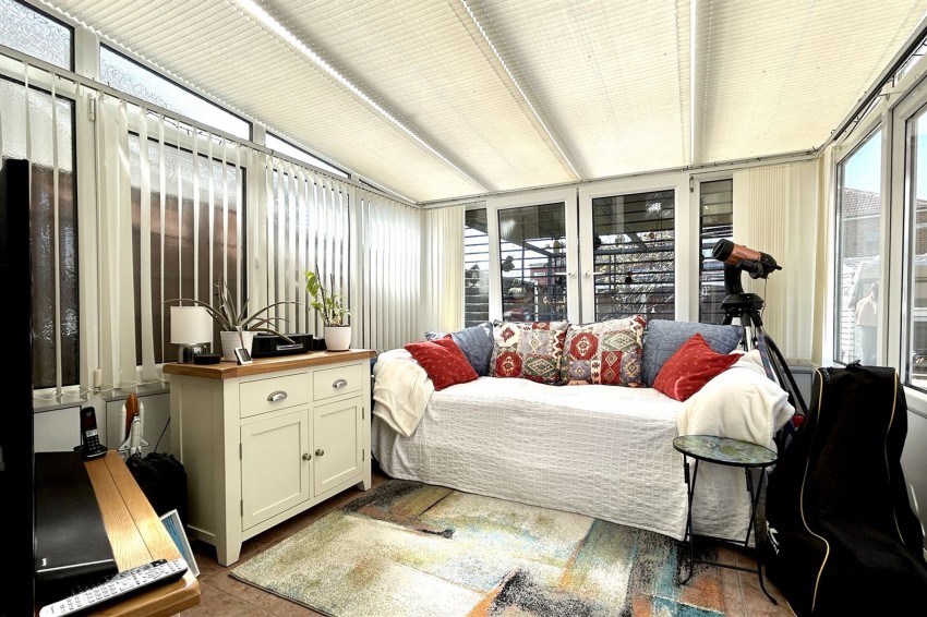 Images for Dorac Avenue, Heald Green, SK8