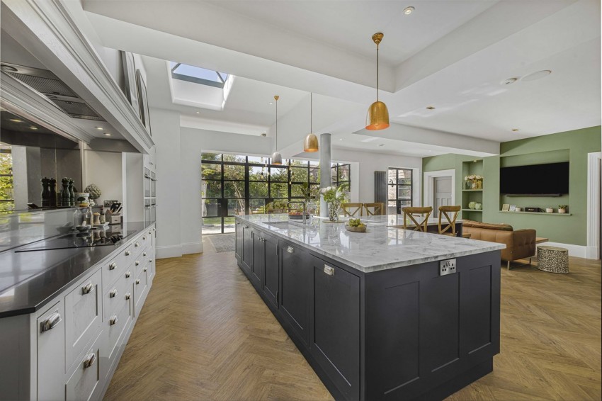 Images for Alan Drive, Hale, WA15