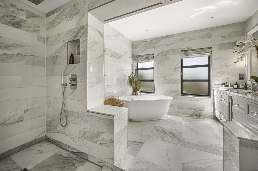 Images for Alan Drive, Hale, WA15