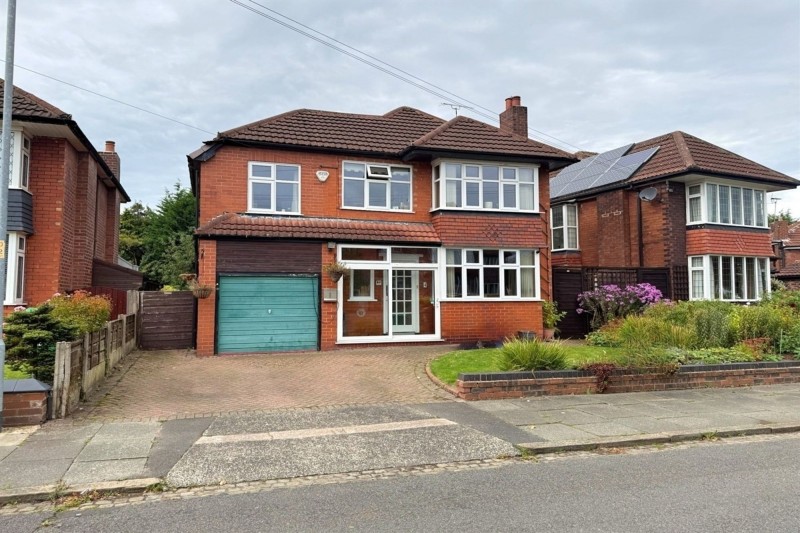 Emsworth Drive, Sale, M33