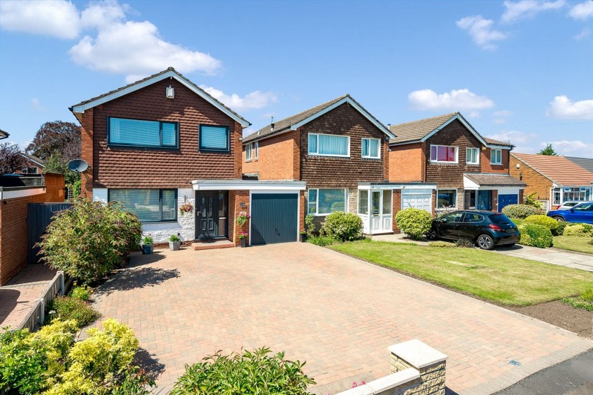 Images for Stoneleigh Avenue, Sale, M33