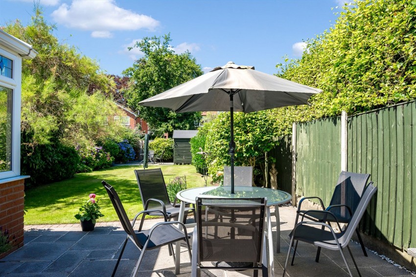 Images for Stoneleigh Avenue, Sale, M33