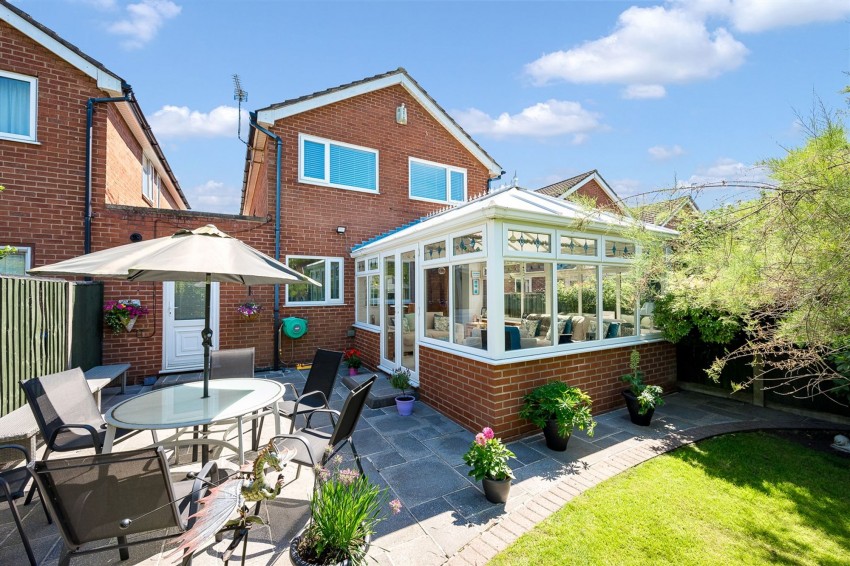 Images for Stoneleigh Avenue, Sale, M33