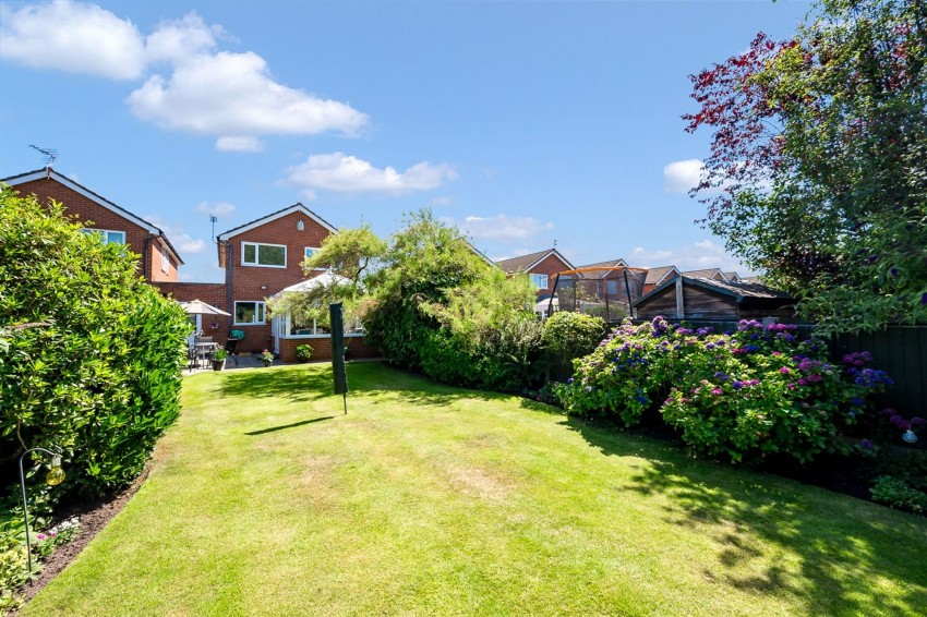 Images for Stoneleigh Avenue, Sale, M33