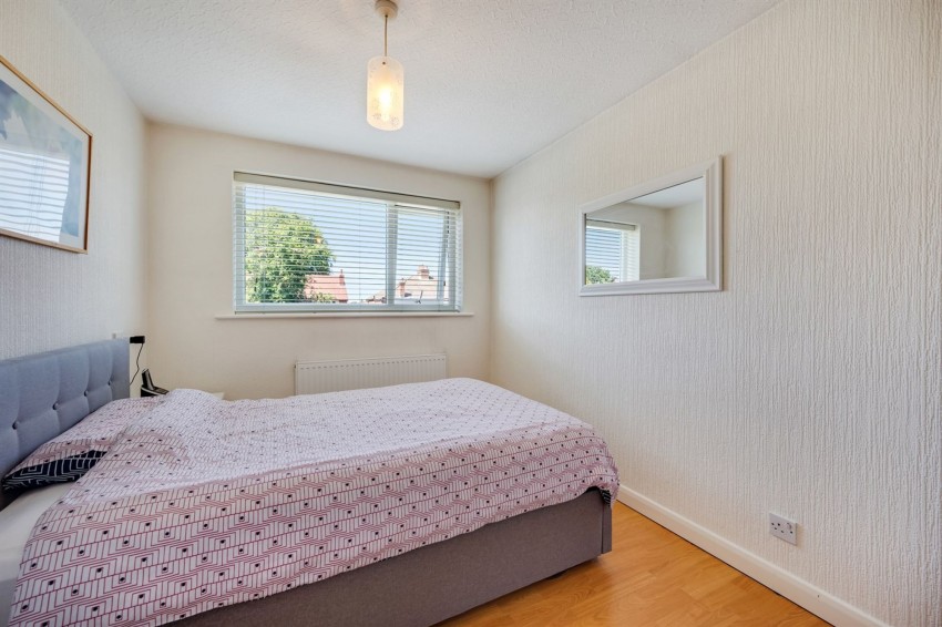 Images for Stoneleigh Avenue, Sale, M33