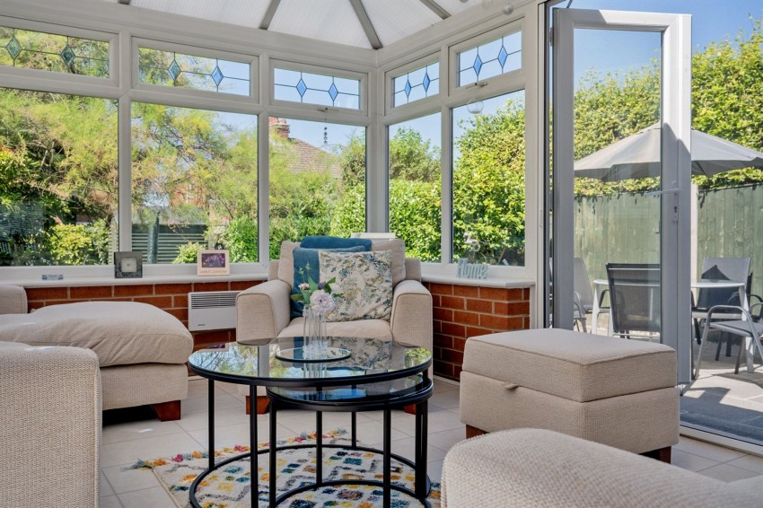 Images for Stoneleigh Avenue, Sale, M33