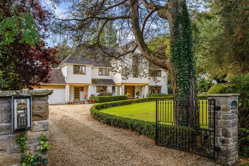 Summerhill Road, Prestbury, SK10