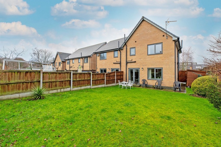 Images for Overton Green, Frodsham, WA6