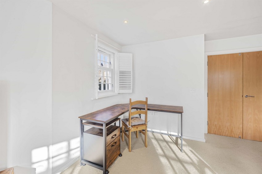 Images for New Road, Lymm, WA13