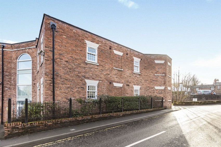 Images for New Road, Lymm, WA13