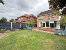 Images for Charleston Close, Sale, M33