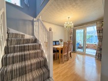 Images for Charleston Close, Sale, M33