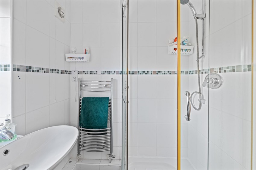 Images for Fluin Lane, Frodsham, WA6