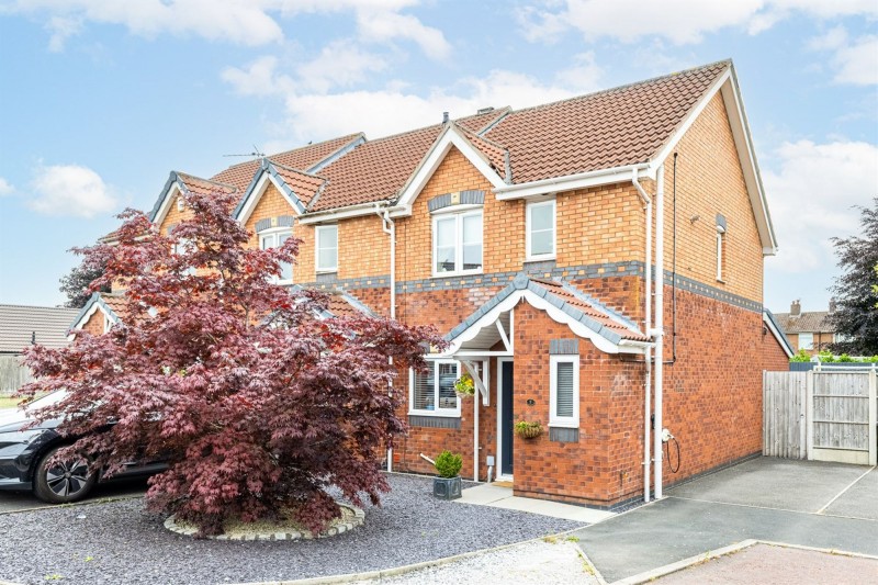Brambles Chase, Cuddington, CW8