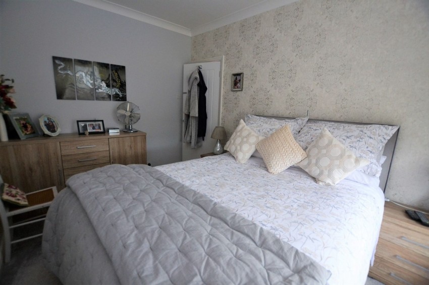 Images for London Road, Holmes Chapel, CW4