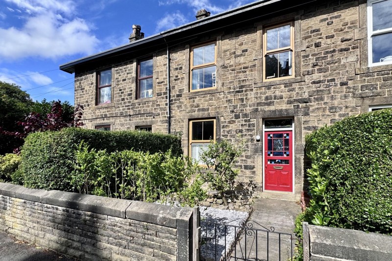 Sheffield Road, Glossop, SK13