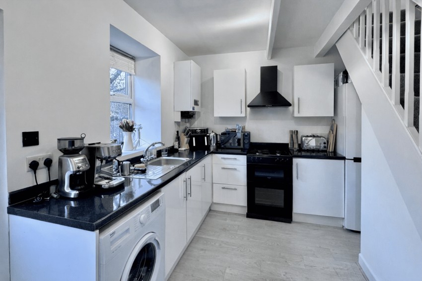 Images for Manor Park Road, Glossop, SK13