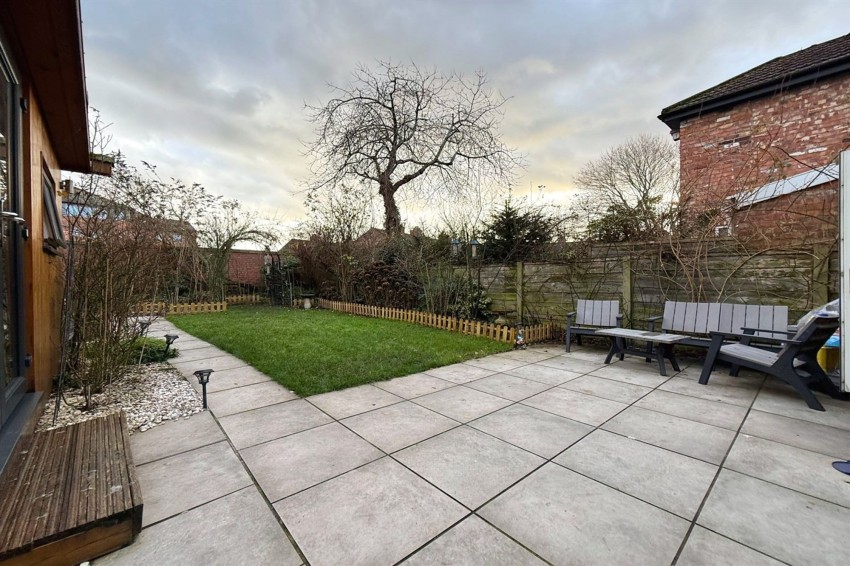 Images for York Road, Sale, M33
